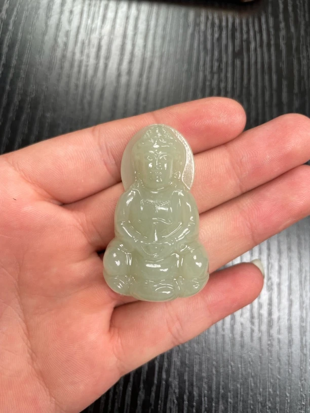 天然和田玉观音吊坠