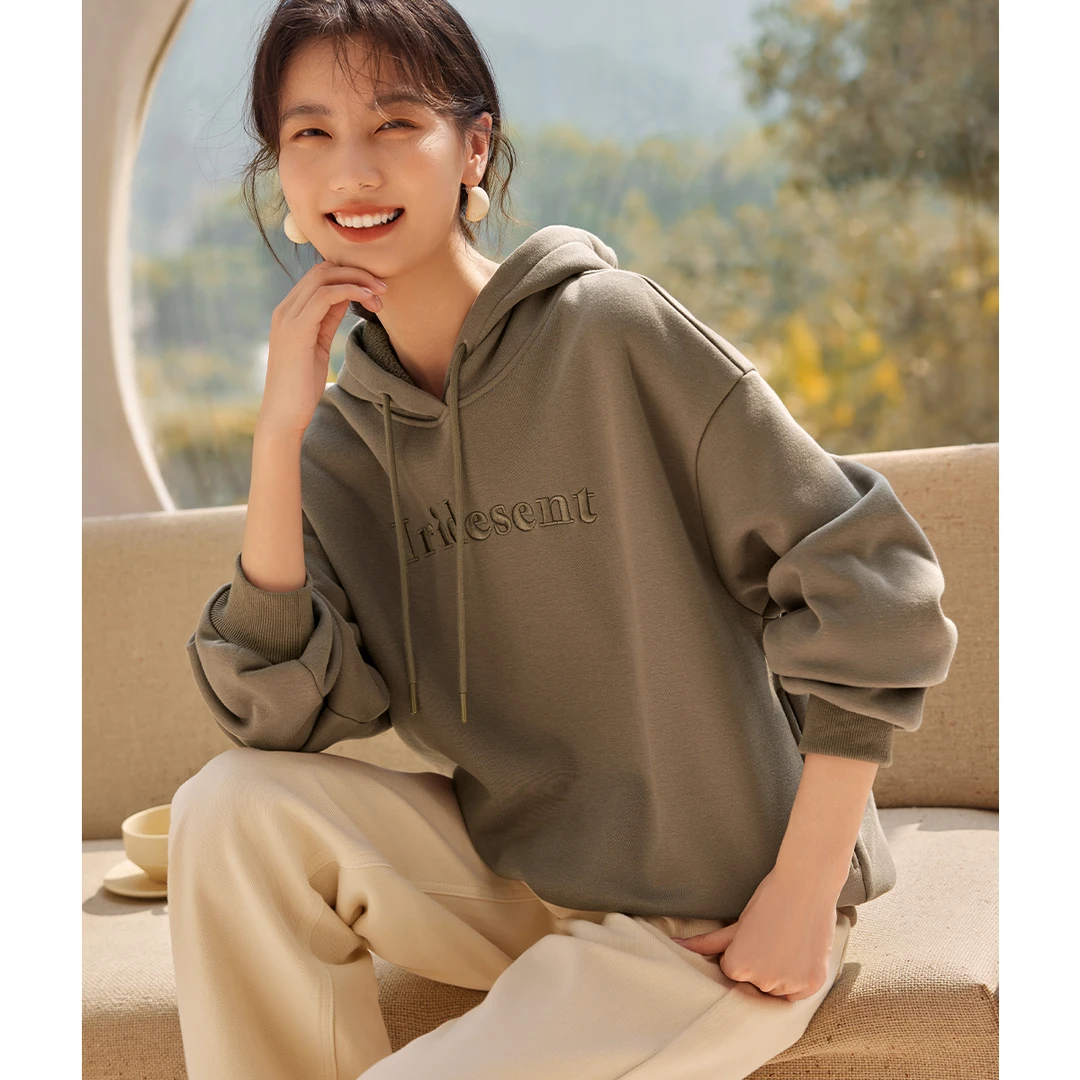 XWI/欣未2023冬季新款简约百搭时尚休闲连帽字母刺绣女式卫衣上衣