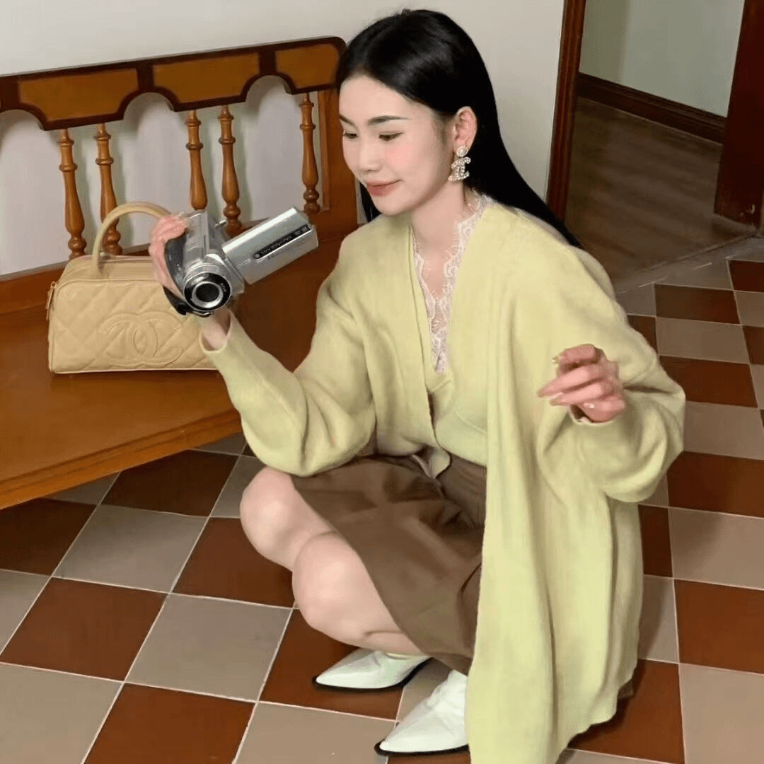 2023秋装新款韩版简约宽松纯色蕾丝背心领针织开衫两件套毛衣女