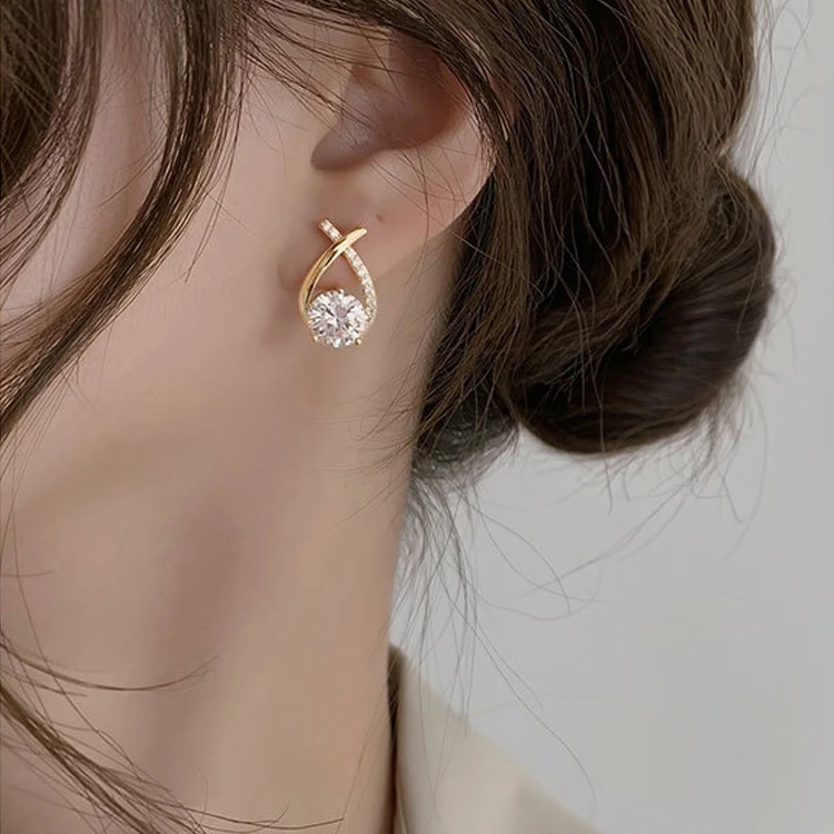 铜合金合成锆石耳饰 气质轻奢时尚百搭个性精致小众耳饰JE3072