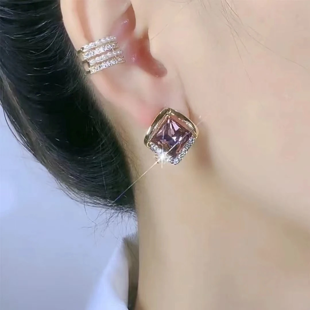 铜合金合成锆石耳饰 气质轻奢时尚百搭个性精致小众耳饰JE3148