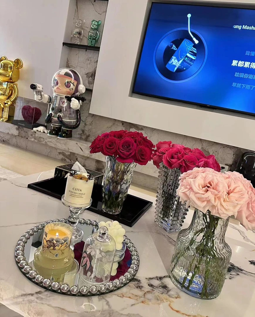 复古简约紧凑花束