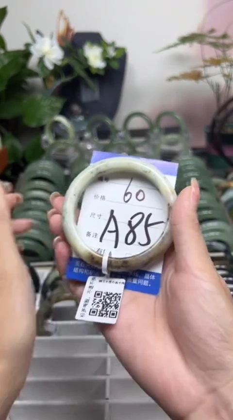 【闪购商品】蛇纹石玉手镯合金SFSZ1-1