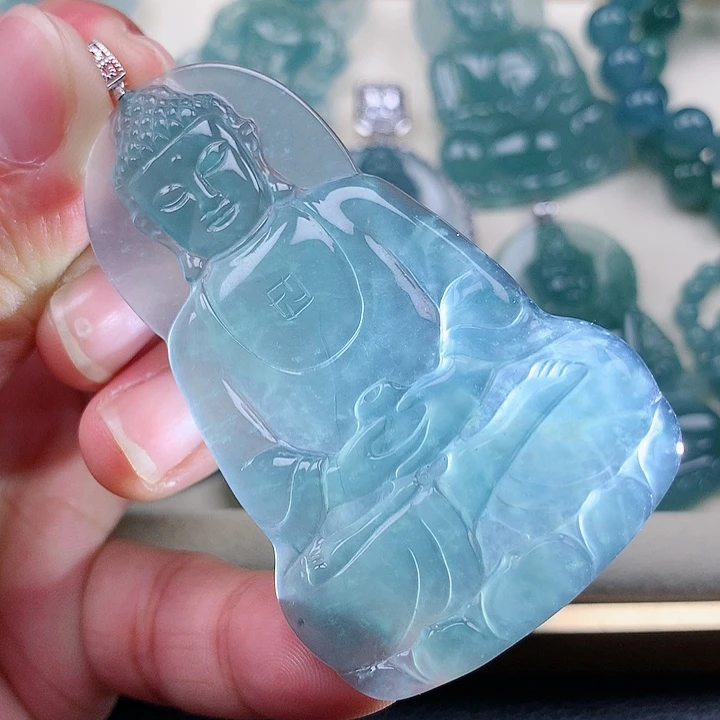 【闪购商品】翡翠颈饰18K金镶嵌天然翡翠