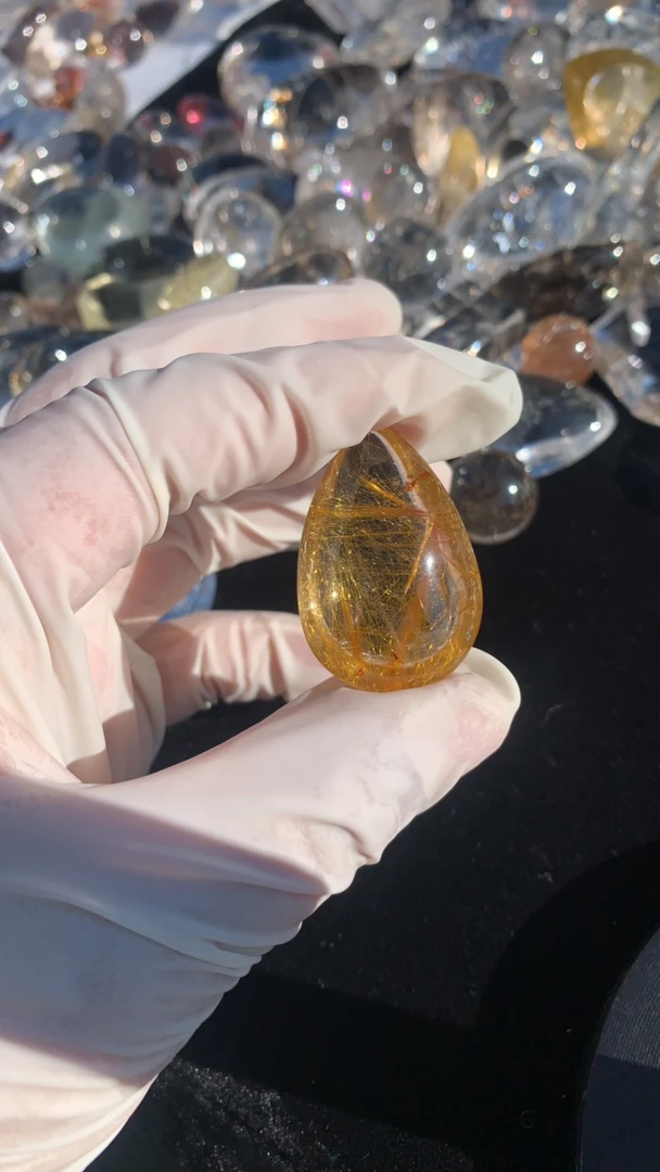 天然水晶吊坠无镶嵌