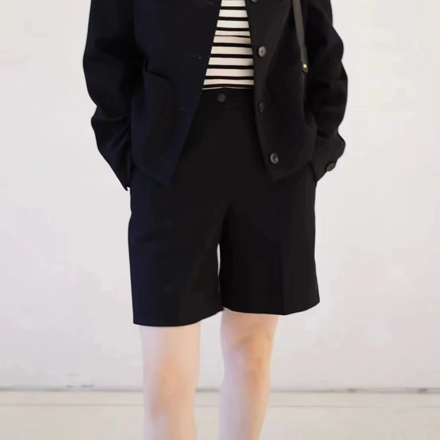 『朱小姐』“轻奢主义”易打理羊斜纹西装短裤 E998