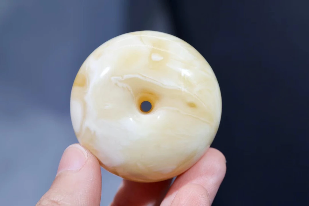 俄料瓷白花蜡蜜蜡白蜡平安扣吊坠项链挂坠男女款