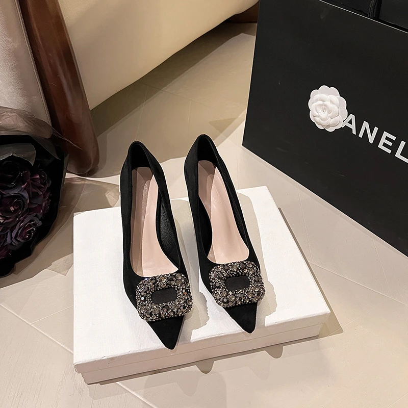 职业黑色高跟鞋气质法式单鞋时尚百搭细跟小香风性感百搭单鞋女