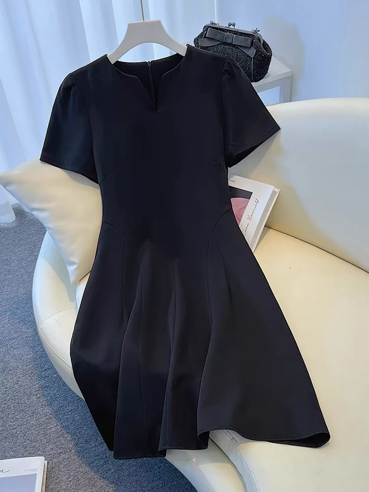 B-2263 黑色简约高级休闲百搭时尚连衣裙