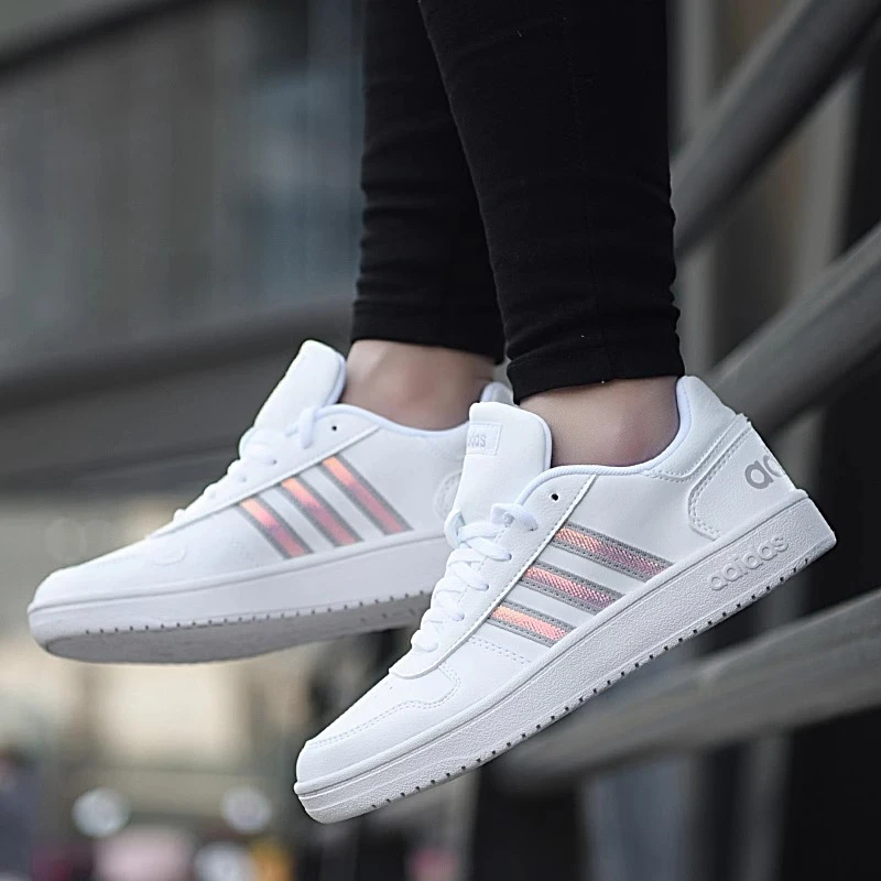 阿迪达斯正品运动鞋女鞋子2023冬季新款休闲鞋轻便低帮板鞋FW3535