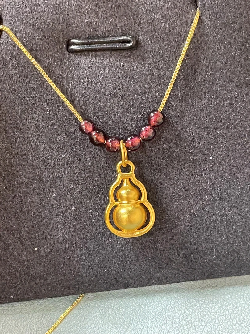 L1033  足金葫芦石榴石珠子（赠链）