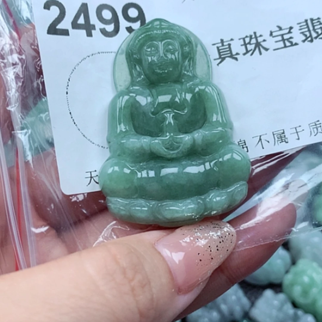 【闪购商品】翡翠颈饰未镶嵌吖*?
