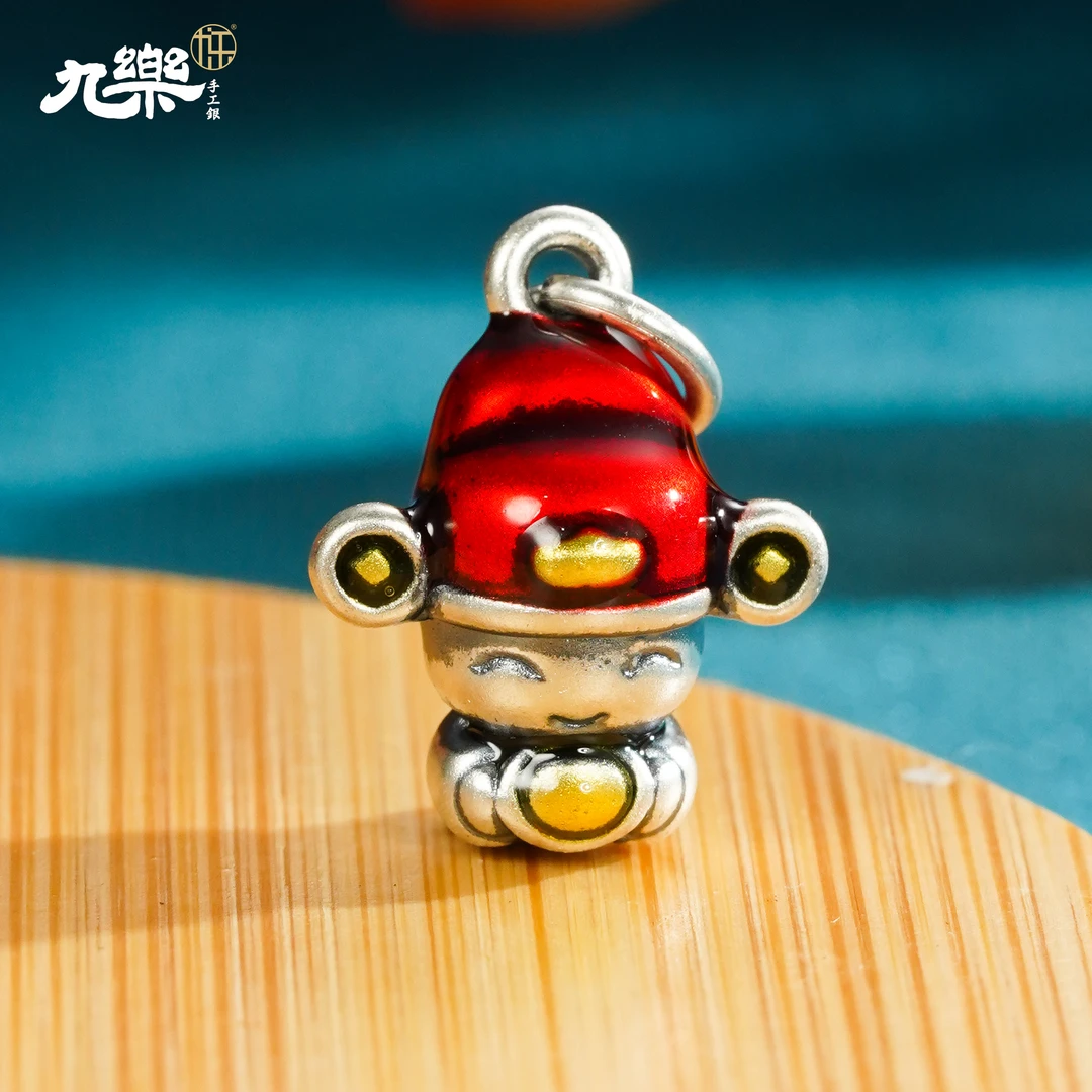 九乐 吊坠足银 金色元宝红帽财神吊坠小巧可爱精致时尚挂坠饰品(C