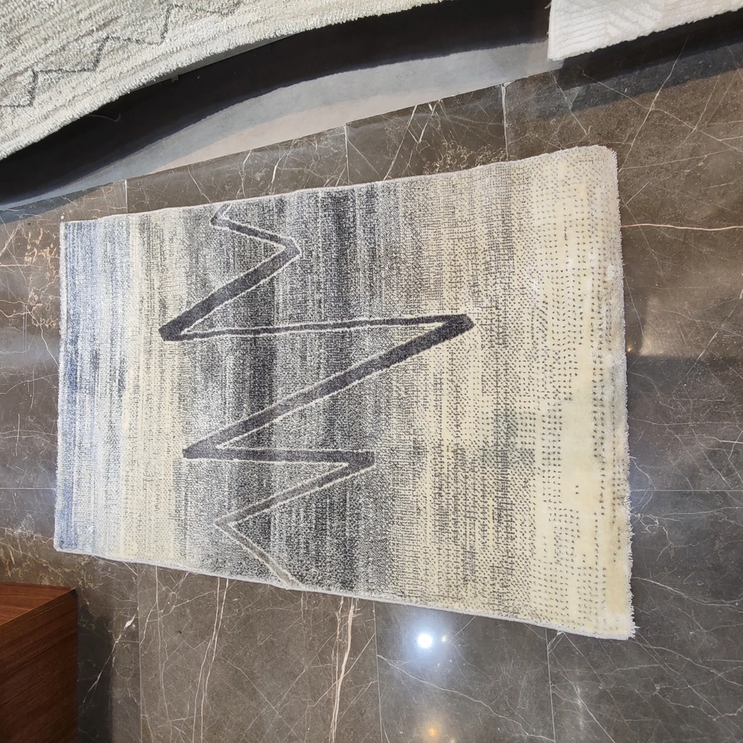 简约时尚潮流尺寸0.8米*1.2米地毯