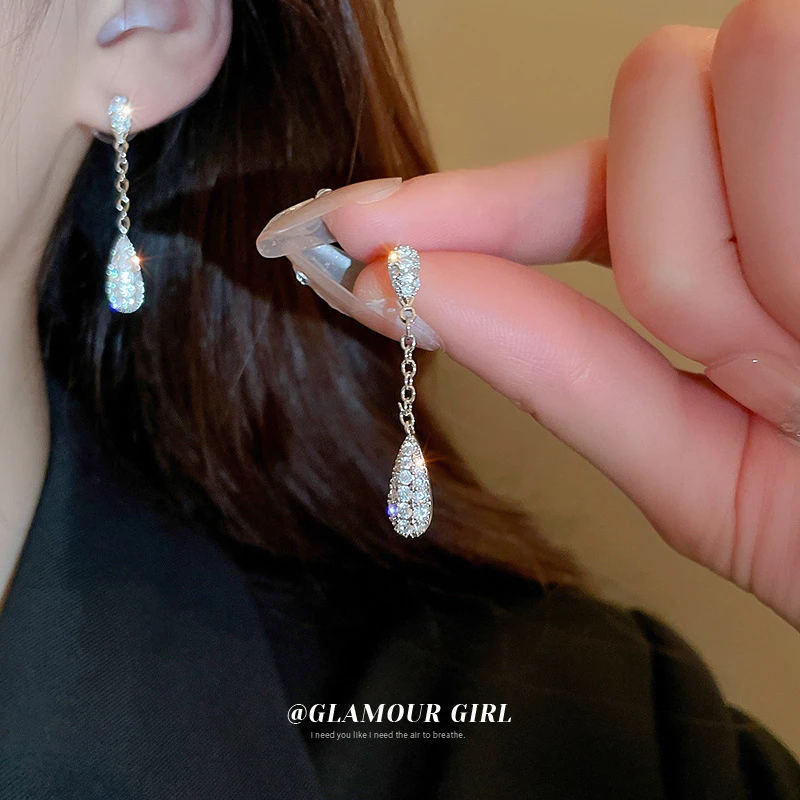 高级感水滴耳环女小众设计轻奢耳饰时尚耳坠气质耳钉精致显瘦轻奢