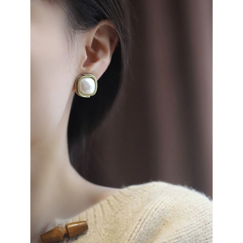 法式复古大珠珠耳环百搭气质耳饰女高级感小众设计耳钉甜酷风轻奢