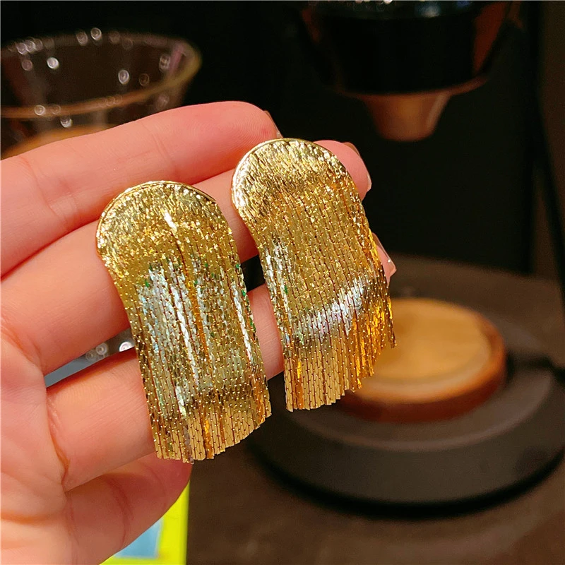 欧美风高级感弧形无骨流苏耳环时尚设计感名媛耳饰复古冷淡风耳饰