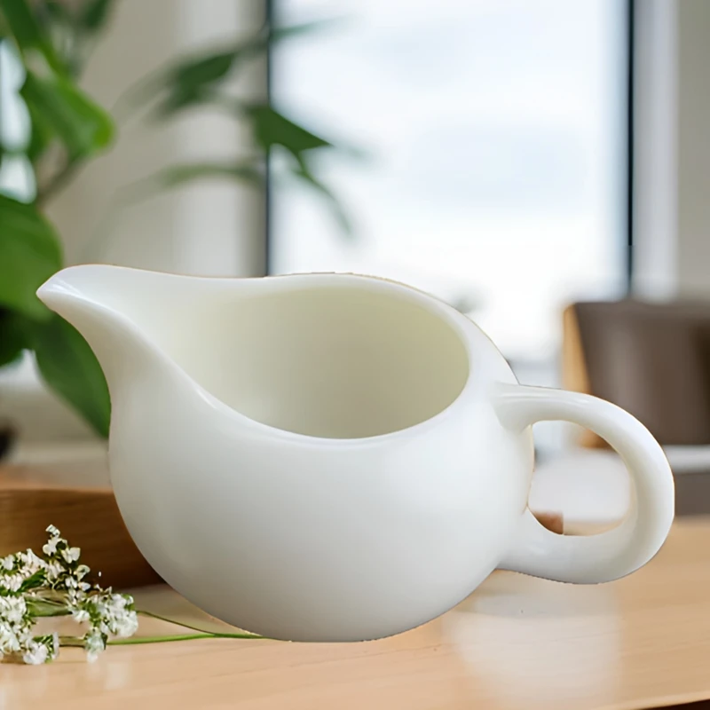 中国瓷都德化白瓷羊脂玉素烧公道杯200cc陶瓷公杯茶具纯白分茶器