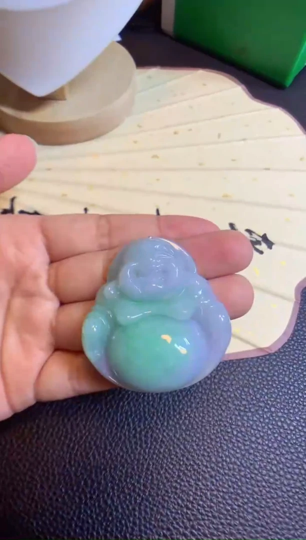 【闪购商品】翡翠颈饰未镶嵌佛公