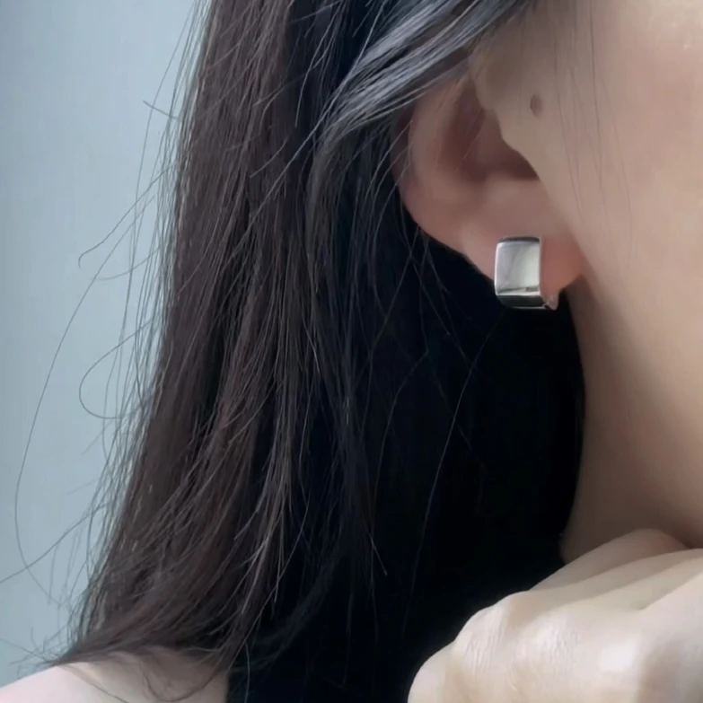 925银耳饰 韩版几何方形光面耳扣女个性气质冷淡风简约百搭时尚