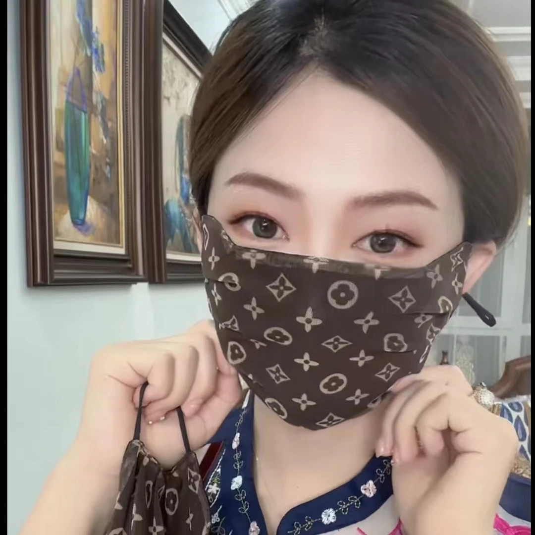 糖果小笛美拉德色系经典老花口罩超舒服透气可水洗