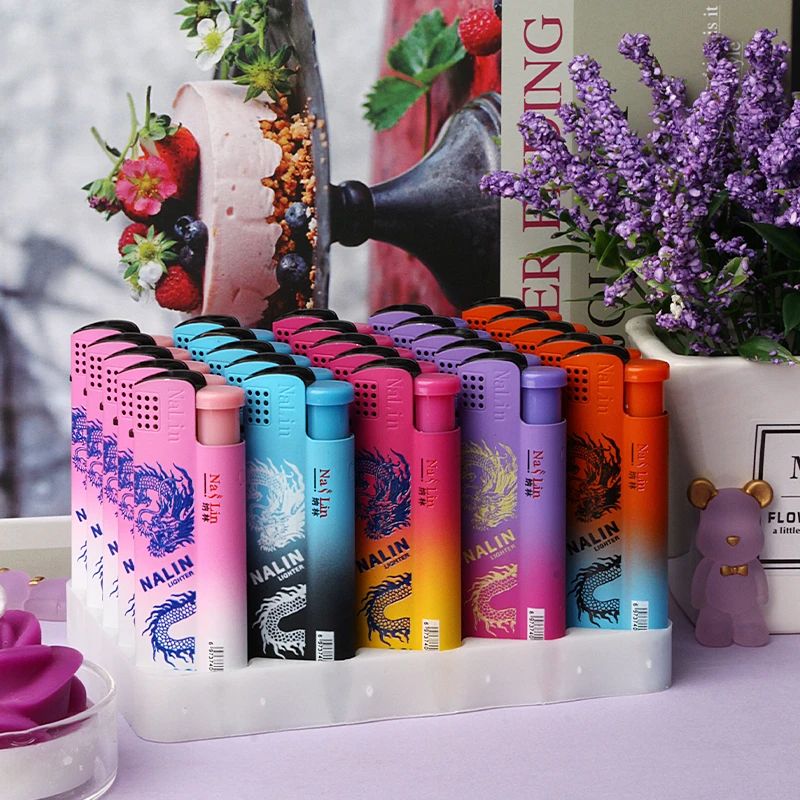 直冲防风打火机充气加厚耐心新定制刻字印字蓝焰厂家直销新高品质