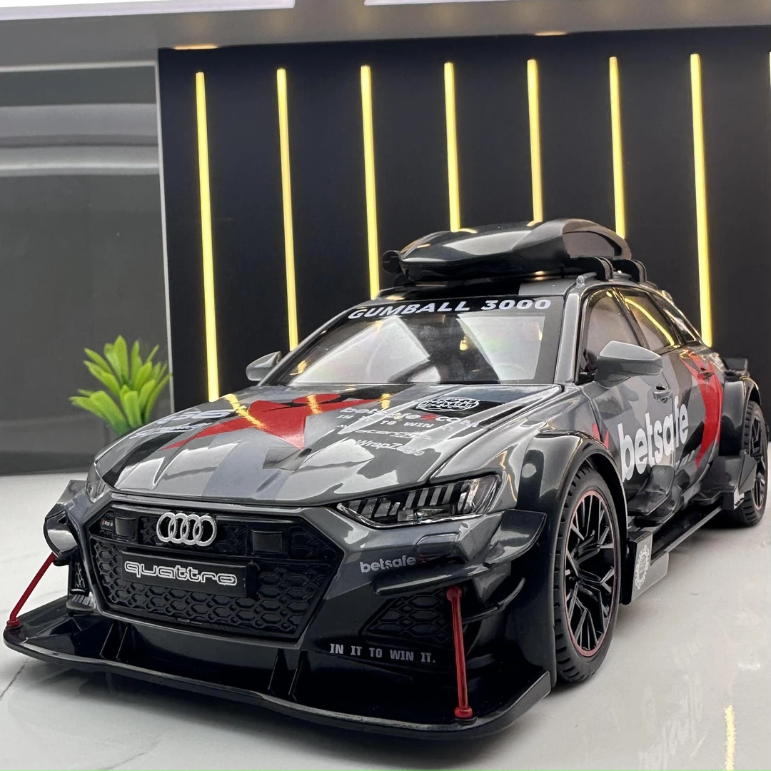 潮玩合金汽车模型1:24奥迪RS6涂装版 灯光音效儿童玩具旅行瓦罐车