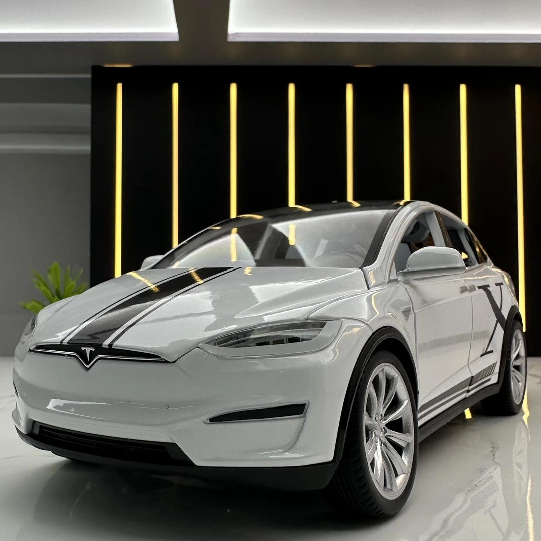潮玩合金汽车模型 1:20特斯拉modelX 灯光音效男孩回力玩具越野车