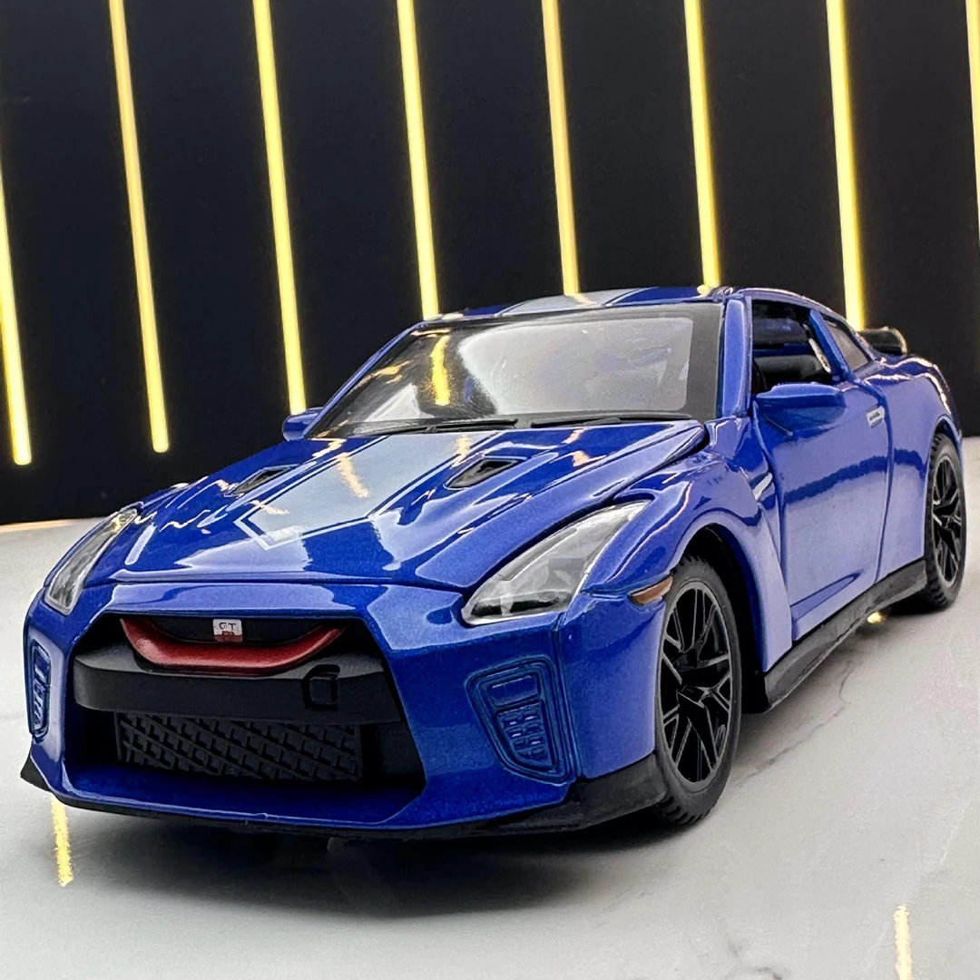 新款尼桑【东瀛战神GTR】合金汽车模型 车载桌面摆件 赛车跑车轿车