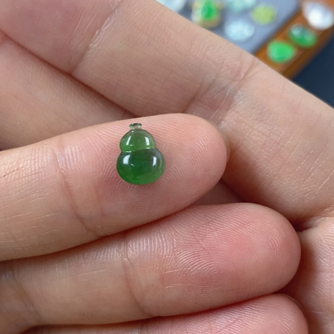 翡翠裸石翡翠葫芦