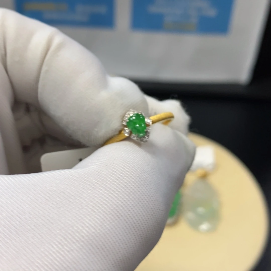 【闪购商品】翡翠戒指18K金镶嵌