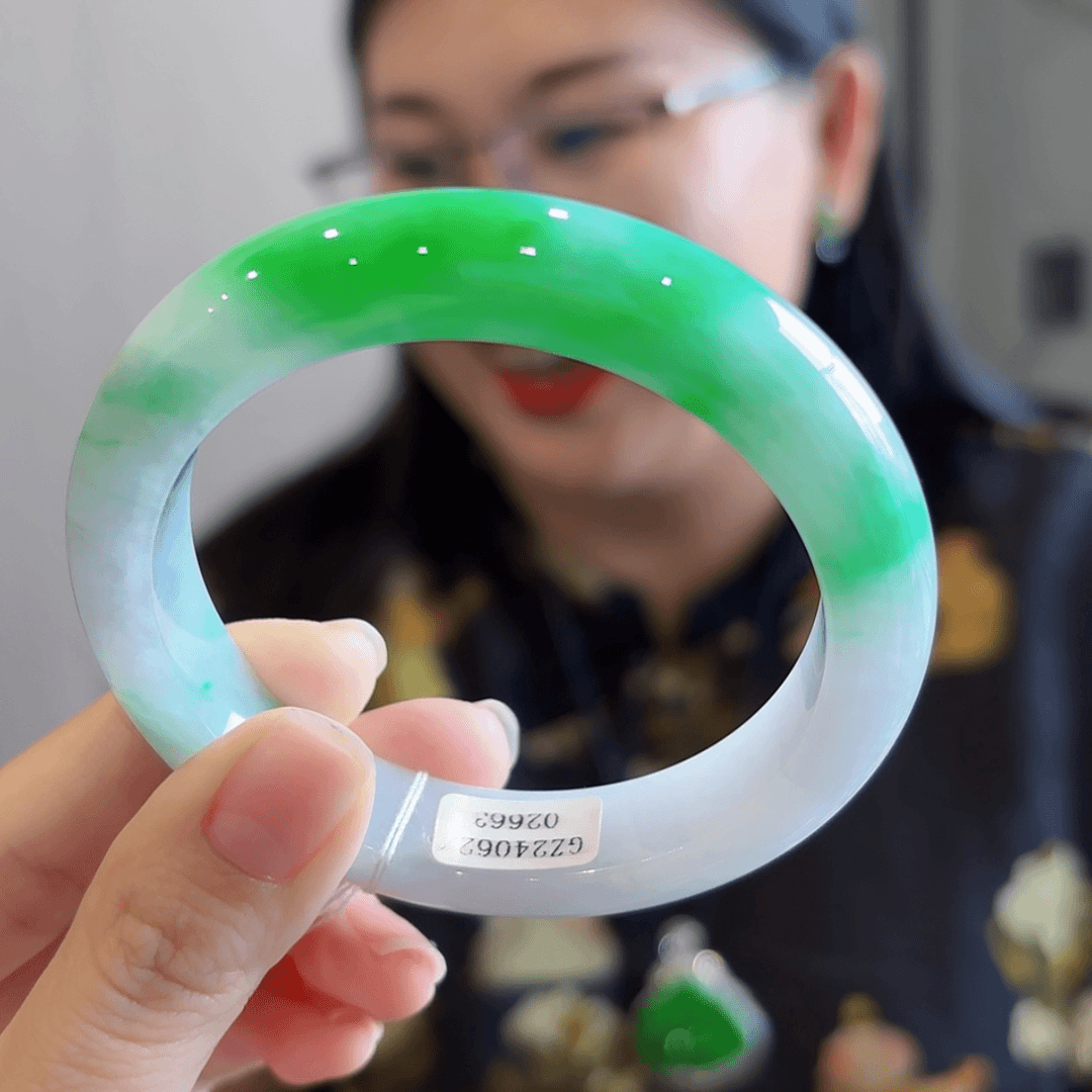 【闪购商品】翡翠手镯未镶嵌56.8圈