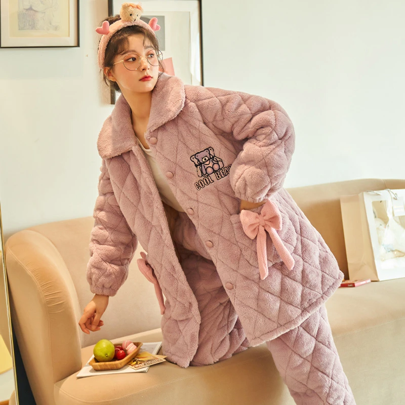 三层加厚夹棉冬季睡衣女士法兰绒甜美珊瑚绒连帽家居服套装 8895