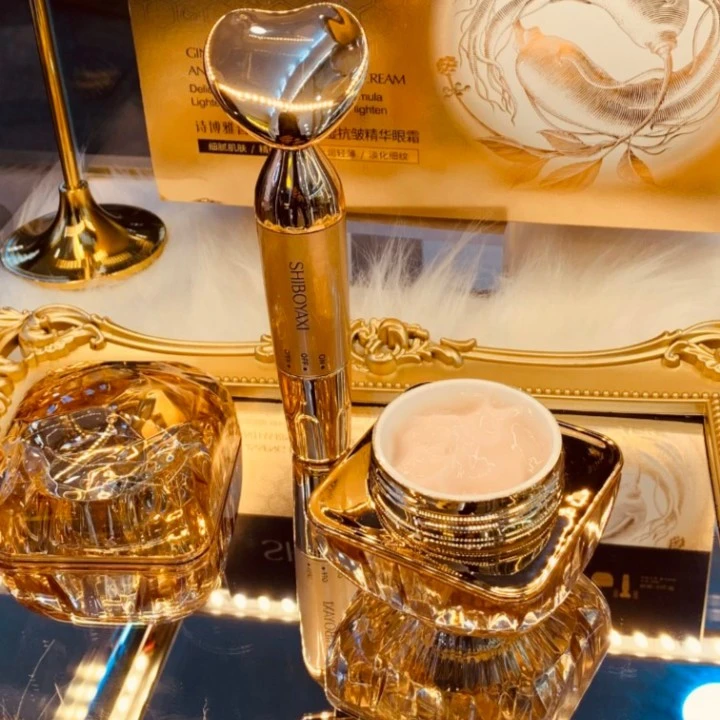 诗博雅皙人参奢养保湿抗皱精华眼霜