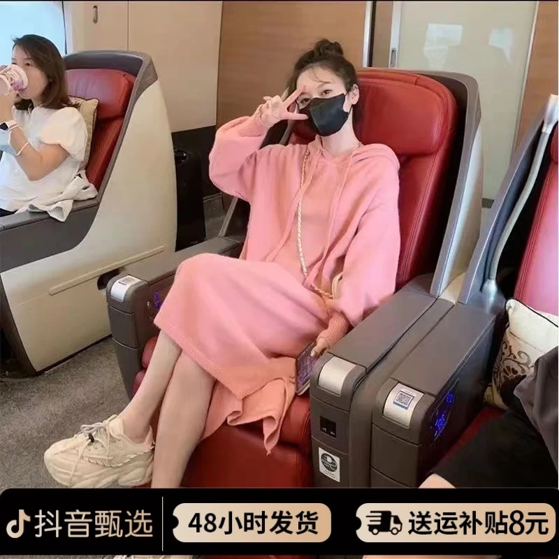 孕妇哺乳连衣裙秋冬外出辣妈长款打底衫配大衣喂奶期毛衣裙子女装