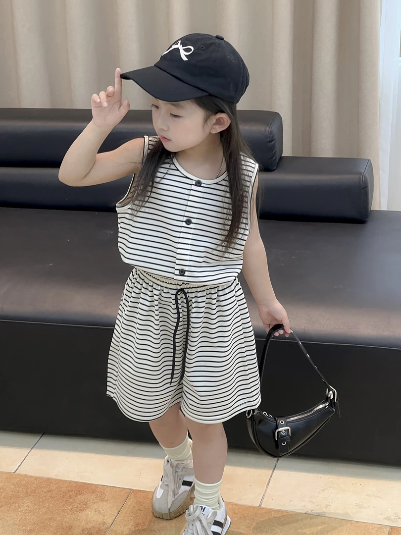 2024夏季新款儿童条纹时尚休闲洋气韩版时髦网红无袖两件套小童