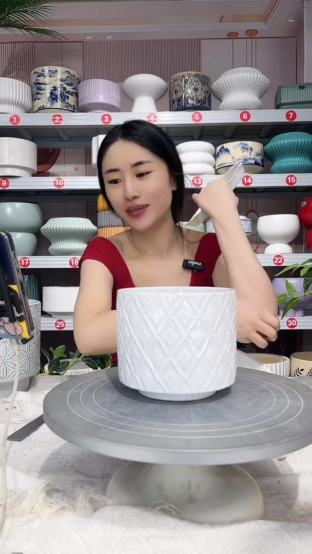 【闪购商品】陶瓷20CM以下菠萝13*11.5+波西米亚
