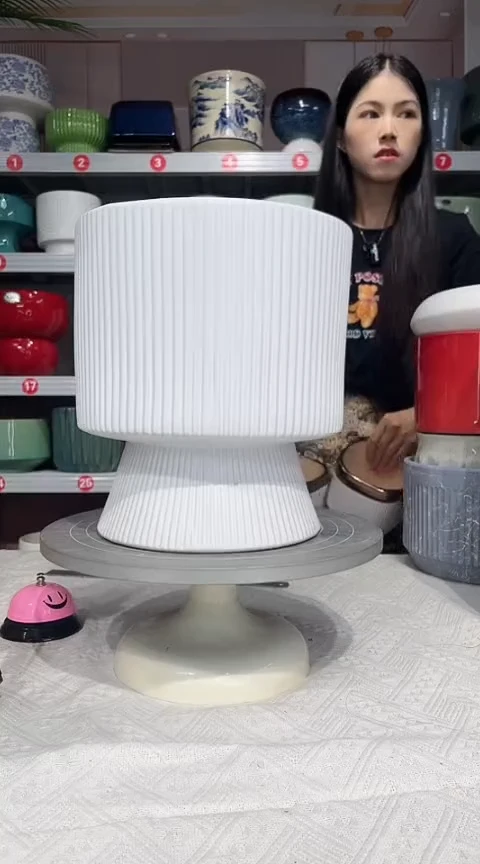 【闪购商品】陶瓷20CM以下高温陶瓷花盆-白竖鱼尾大*瑕疵