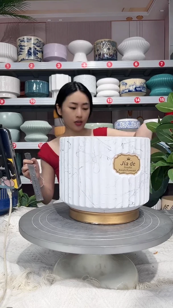 【闪购商品】陶瓷20CM以下高温陶瓷花盆-白饼干小18*16*