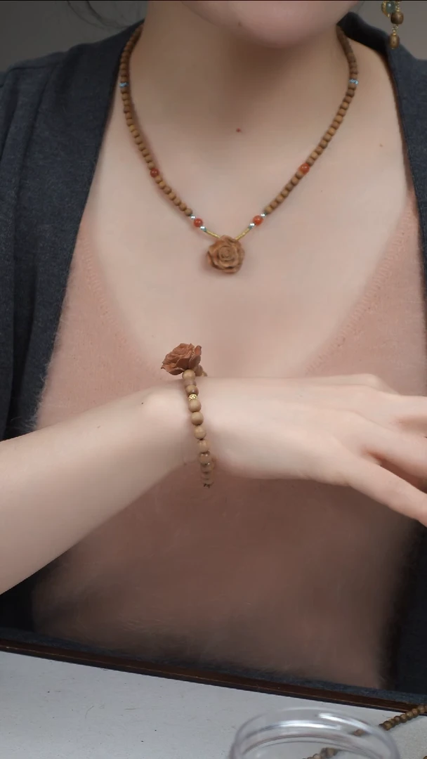 【闪购商品】檀香木吊坠未镶嵌檀香花@HN022XK301