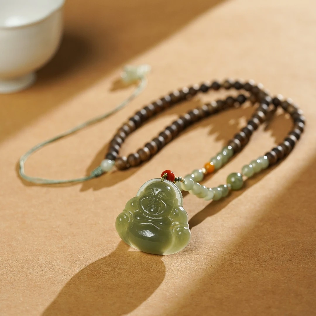 沉香【18K】加里曼丹沉香弥勒佛6MM吊坠挂脖