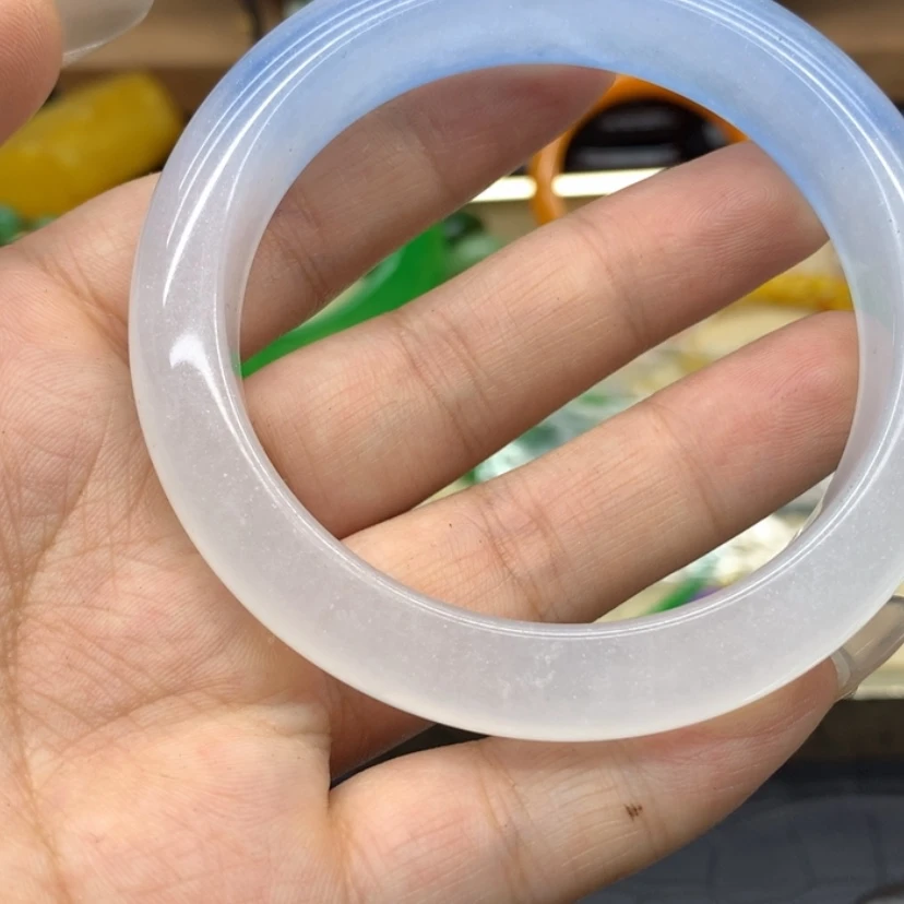 【闪购商品】翡翠颈饰未镶嵌手镯