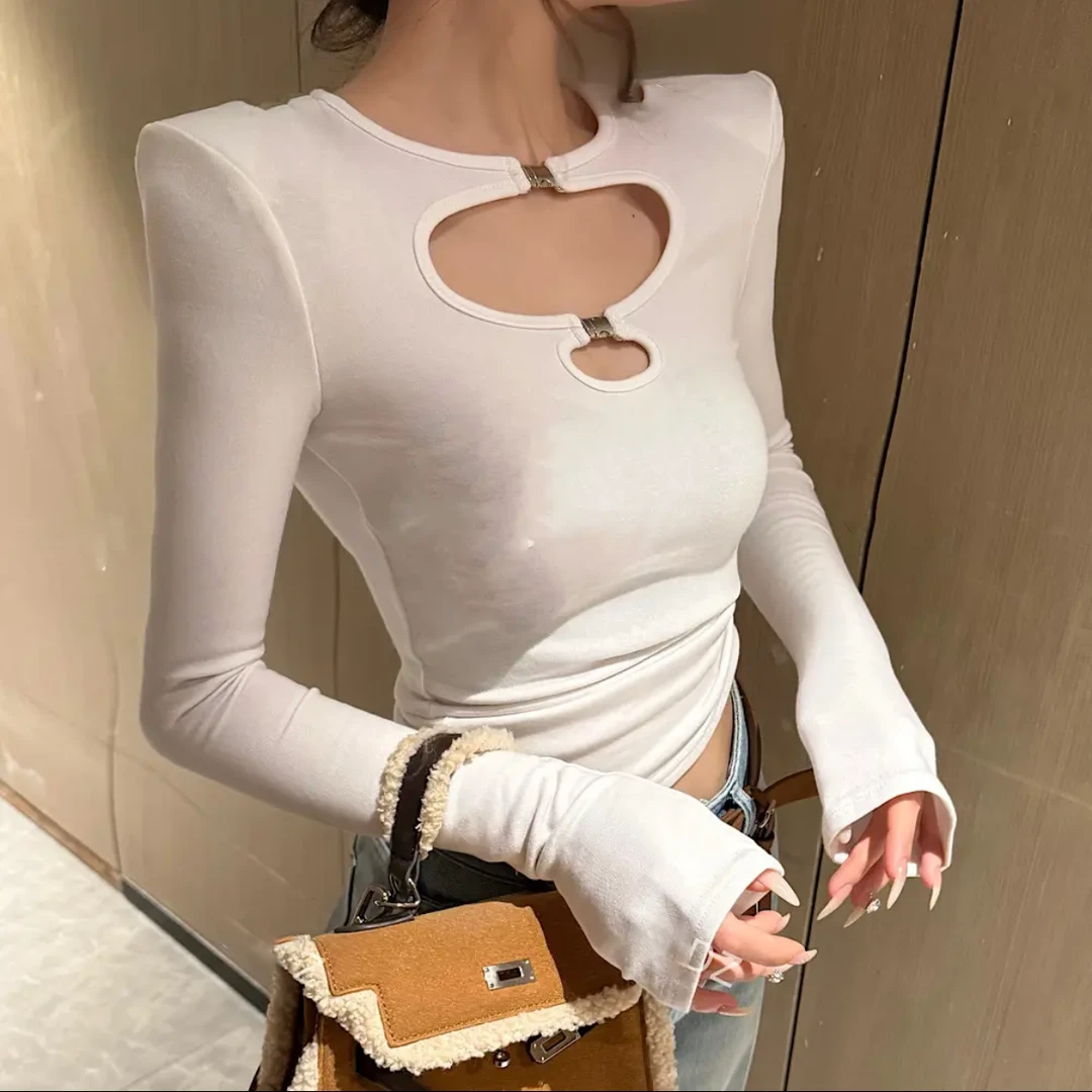 辣妹黑色镂空长袖T恤女秋季修身紧身设计感显瘦圆领chic打底上衣