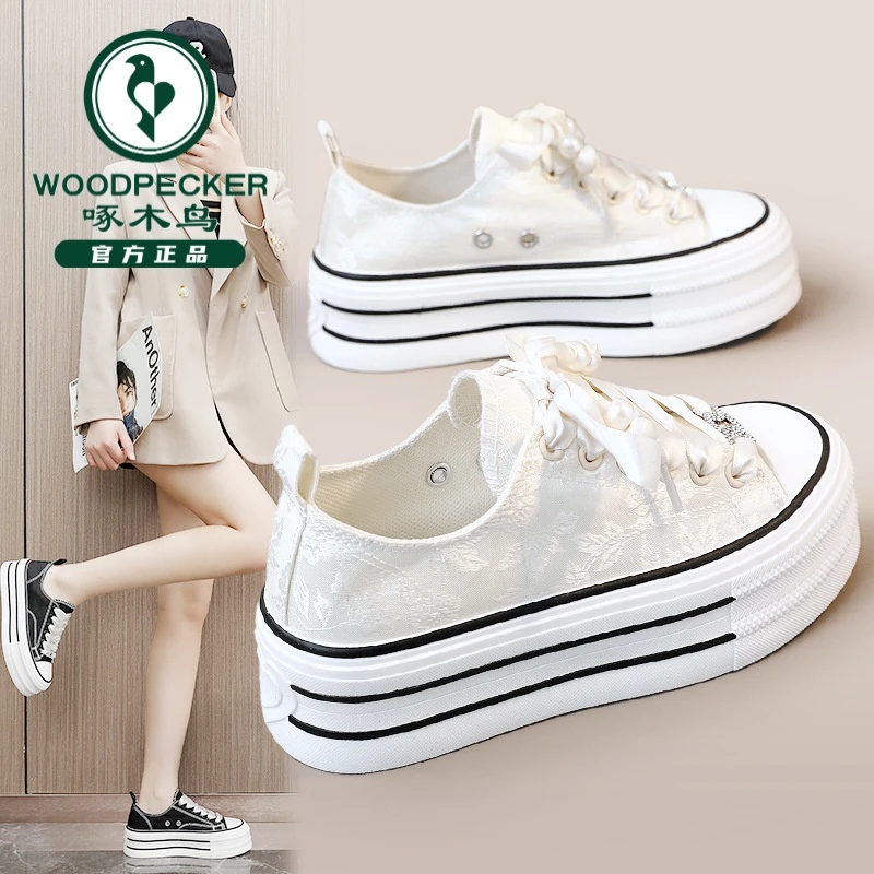 啄木鸟新款春夏季透气女鞋印花帆布鞋圆头增高百搭韩版休闲鞋