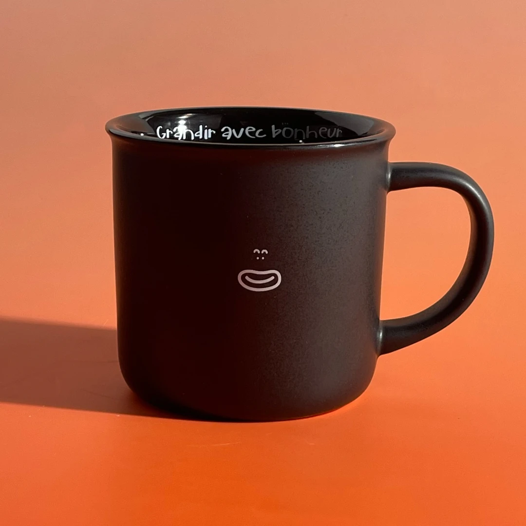 大屁羊子周边 可爱插画大脸马克杯黑色水杯茶杯陶瓷杯咖啡杯380ml