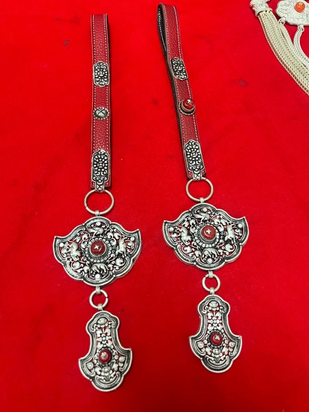 2025新款藏式挂件手工白铜镀银超火明星同款挂件精品超值热卖好评