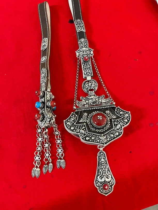 2025新款藏族藏式高端精品白铜加银复古不掉色男女同款原创配饰