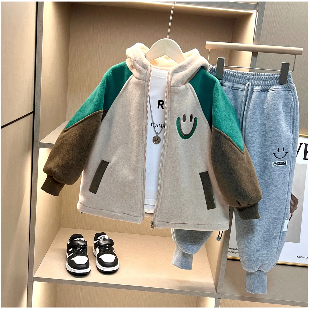 辰年1188胸口笑脸款拼色外套2023年秋冬季新款儿童外套潮童装