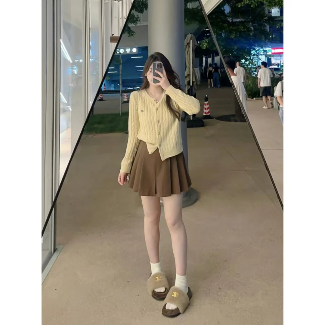 【MuMu】黄色上衣WP9122搭配咖色半裙 WP9127