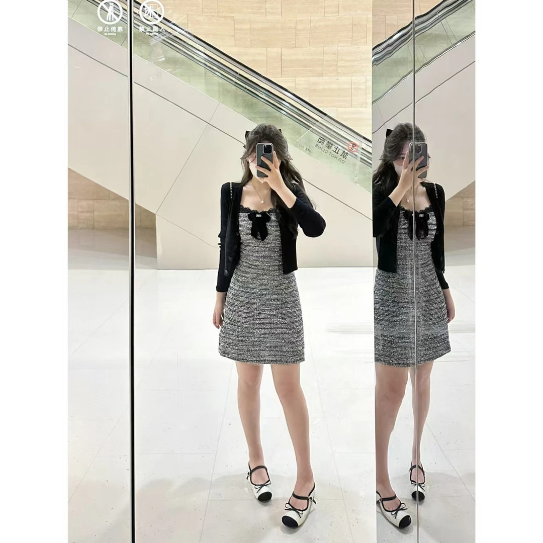 【MuMu】黑色外套WP9112+灰色吊带裙WP9076+背心吊带